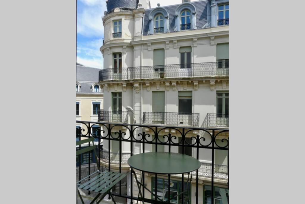 Magnolia : Superbe Deux-Pieces Quartier Du Chateau Apartment Pau Exterior photo